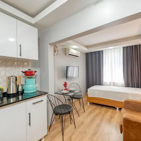 Pio * Istanbulská provincie